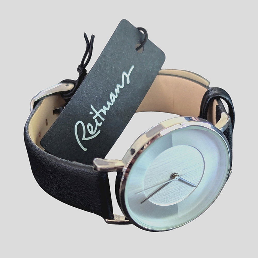 #60 - Reitmans Watch Women's Black & Silver